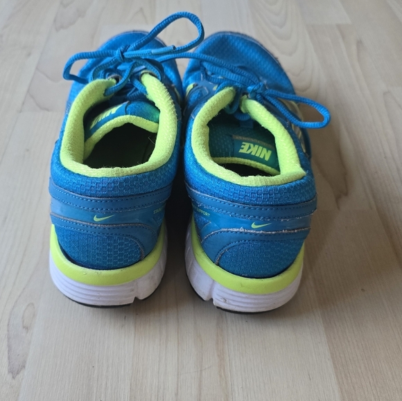 Nike Dual Fusion Sneakers Size 9 - Picture 3 of 10